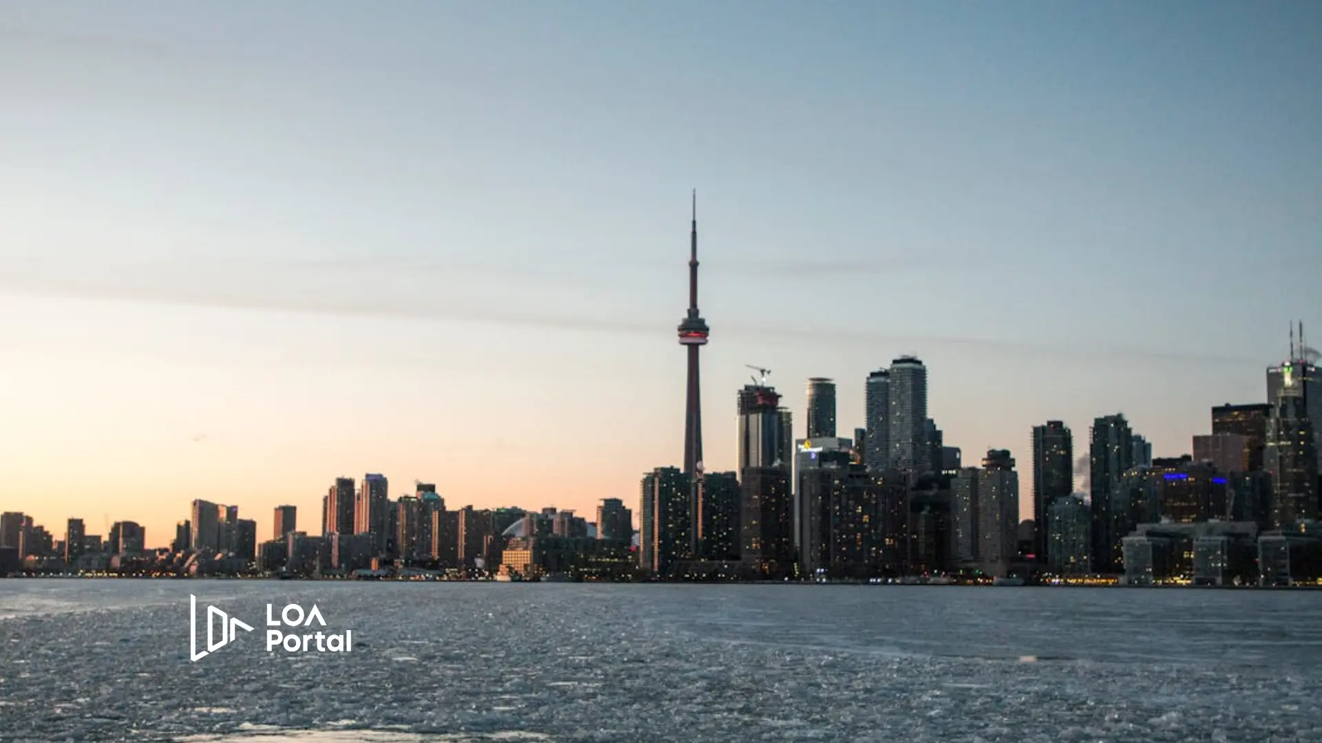 Nghệ Thuật Đường Phố Canada: Khi Thành Phố Tự Kể Câu Chuyện Của Mình